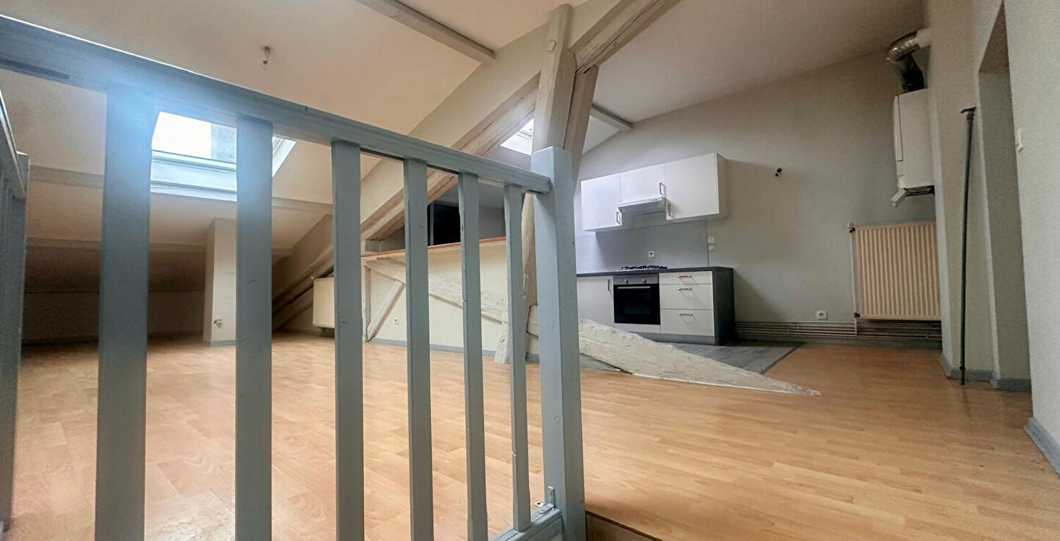 Appartement  4 pièces  - 93 M² - Quai PAJOT  - Vienne - — photo 1