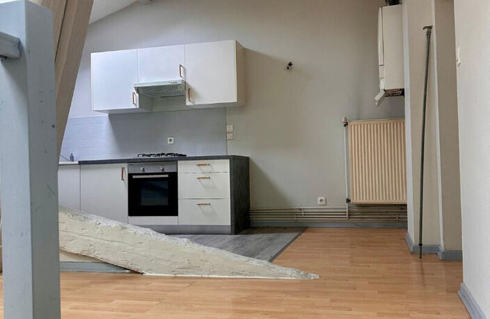 Appartement  4 pièces  - 93 M² - Quai PAJOT  - Vienne - — photo 2