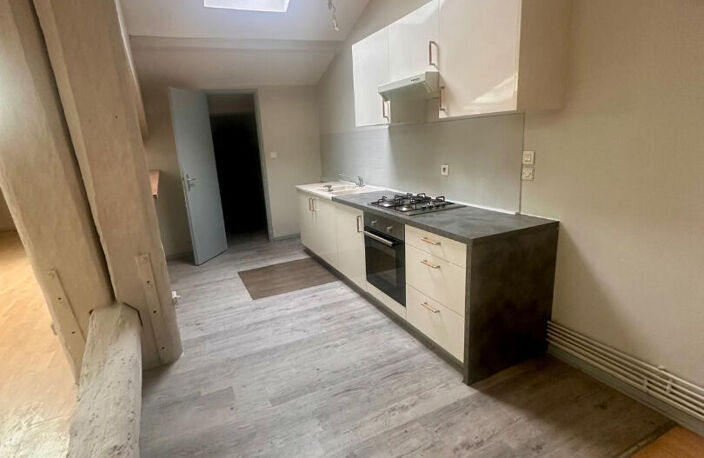 Appartement  4 pièces  - 93 M² - Quai PAJOT  - Vienne - — photo 3