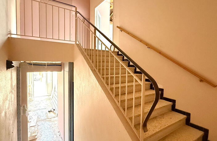 Appartement à aménager - vue Montagne de Reims — photo 3