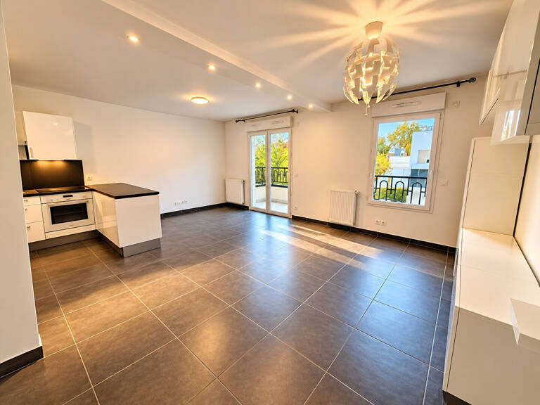 Appartement Noisy Le Grand 4 pièce(s) 76.33 m2 — photo 1
