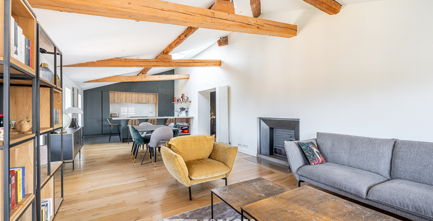 Dernier étage en duplex rénové à Saint Cyr Au Mont d'Or — photo 1