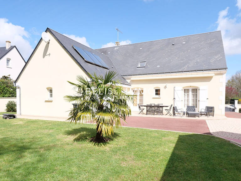 ARTANNES-SUR-INDRE - Belle et Grande MAISON 7 pièces de 180m² — photo 1
