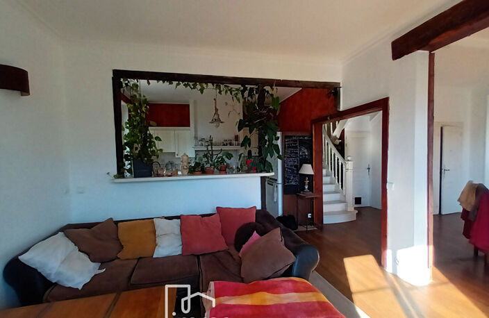 Maison en pierre avec magnifique vue sur la vallée du Lot. — photo 2