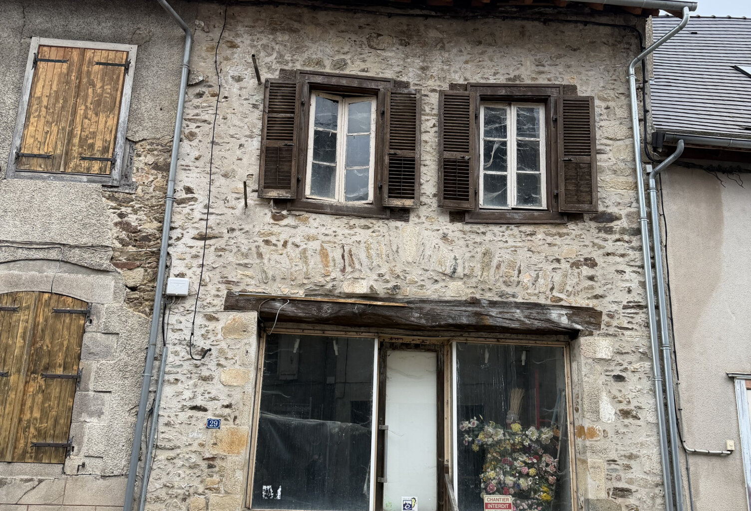 Immeuble à rénover — photo 1