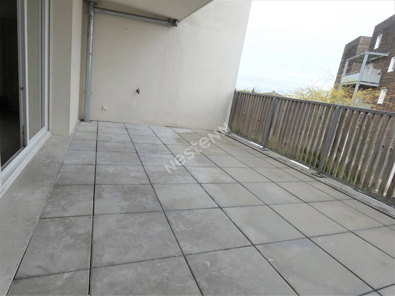 BLAGNAC 31700 PROCHE TRAMWAY Agréable T4 Récent de 82.14m² terrasse de 18.27m², Suite parentale , parking sous sol — photo 1