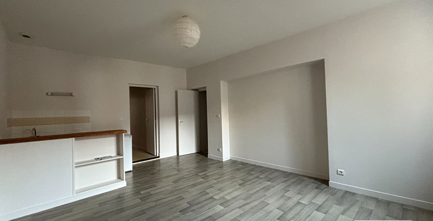T2 DE 40 m² RENOVE EN HYPER-CENTRE DE LIMOGES — photo 1