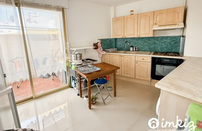 T3  spacieux,   vue dégagée  8ième-9ième — photo 4