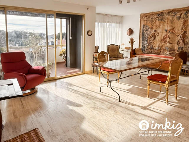 T3  spacieux,   vue dégagée  8ième-9ième — photo du bien