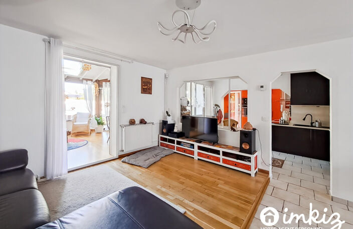 Maison 4 chambres 145 m² avec piscine et garage — photo 4