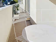 APPARTEMENT TRAVERSANT DE 137 M2 ASCENSEUR, BALCON TERRASSE, — photo 4