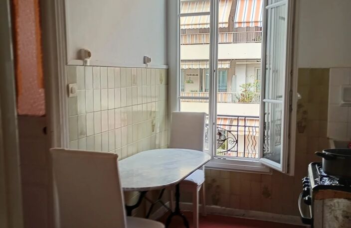 A VENDRE 2 PIECES NICE PARC IMPERIAL — photo 4