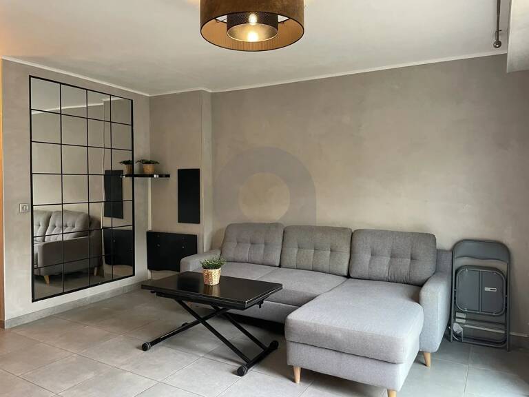 A LOUER APPT MEUBLE - ETAGE ELEVE - TERRASSE — photo 1