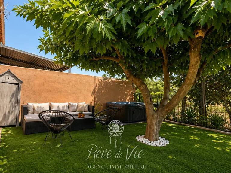 MAISON 4 PIÈCES AVEC JARDIN PROCHE DES COMMERCES — photo 1