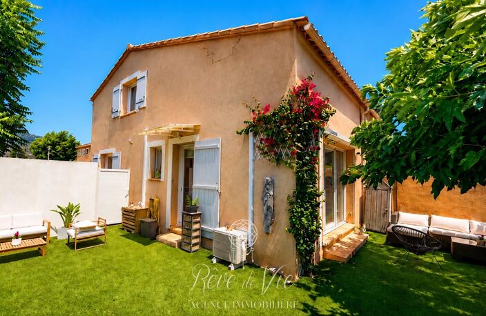 MAISON 4 PIÈCES AVEC JARDIN PROCHE DES COMMERCES — photo 2