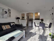 Bel appartement 3 pièces rénové avec vue dégagée   CONTES (L — photo 3