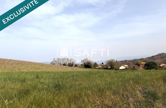 SAINT-CHEF  Terrain constructible 2 100 m²  Vue dégagée — photo 2