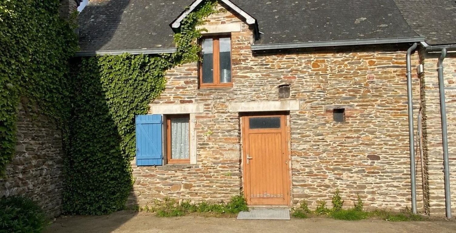 Maison de bourg 65m2 avec jardin, à rénover — photo 1