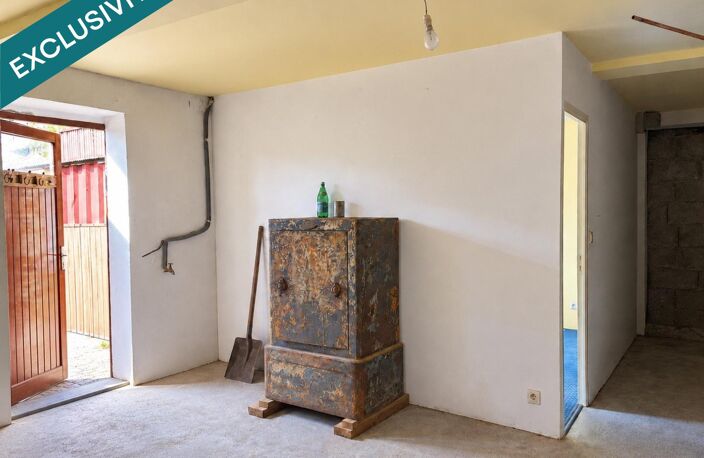 Maison de bourg 65m2 avec jardin, à rénover — photo 3