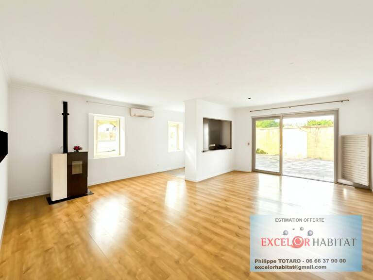MAISON DE VILLE 3 CHAMBRES GRANDS VOLUME TERRASSE — photo 1