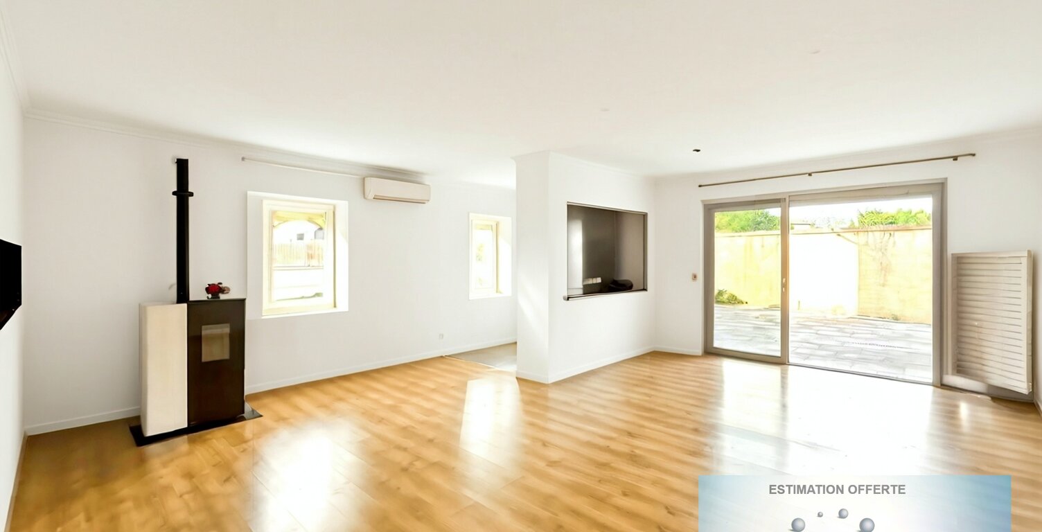 MAISON DE VILLE 3 CHAMBRES GRANDS VOLUME TERRASSE — photo 1
