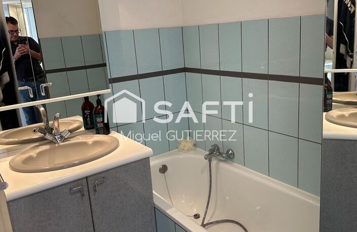 Bel appartement T3 de 78 m² à Angers, idéalement situé à proximité immédiate d'un centre commercial, alliant confort, fonctionnalité et vie pratique au quotidien — photo 4