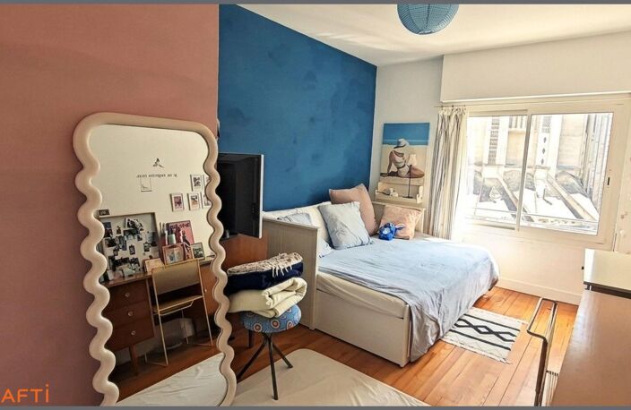 Maison d'architecte avec jardin et 3 chambres — photo 2