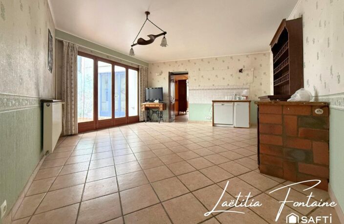 Maison à rénover avec cour et dépendance — photo 5