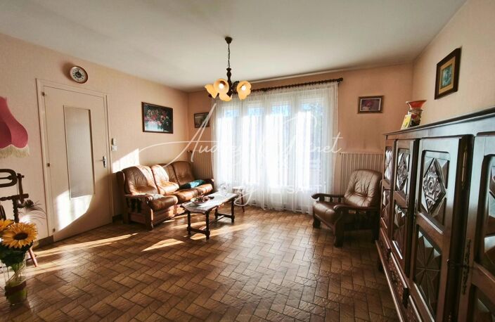 JAZENEUIL  Maison avec sous-sol, 3 chambres et terrain de 748 m² — photo 4
