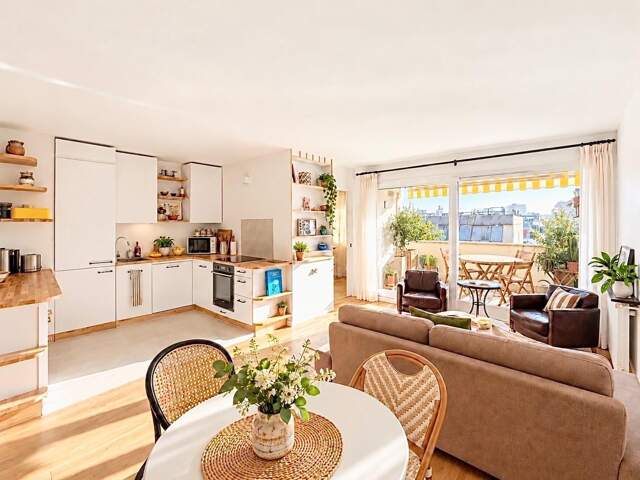 PERNETY / 3 CHAMBRES, GRAND BALCON, LUMIÈRE, ÉTAGE ÉLEVÉ — photo du bien
