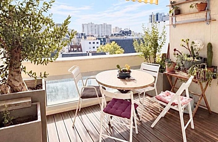 PERNETY / 3 CHAMBRES, GRAND BALCON, LUMIÈRE, ÉTAGE ÉLEVÉ — photo 2