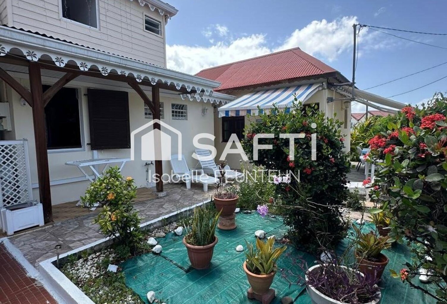 Maison T7 avec dépendance T2 sur terrain de 438 m2 — photo 1