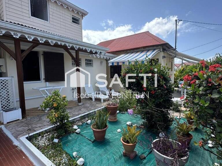 Maison T7 avec dépendance T2 sur terrain de 438 m2 — photo 1