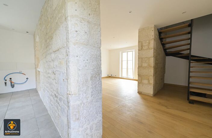 Maison T3 triplex 85m² avec place de parking — photo 2