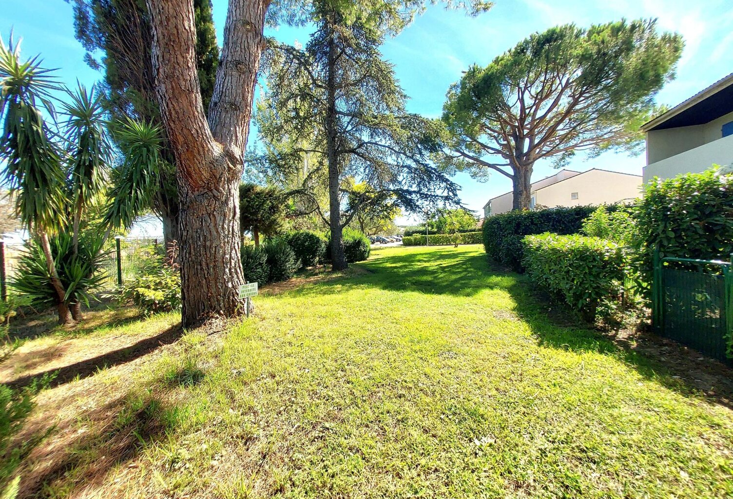 Les Jardins du Golf, Studio avec véranda et jardinet plus 2 places de parkings — photo 1