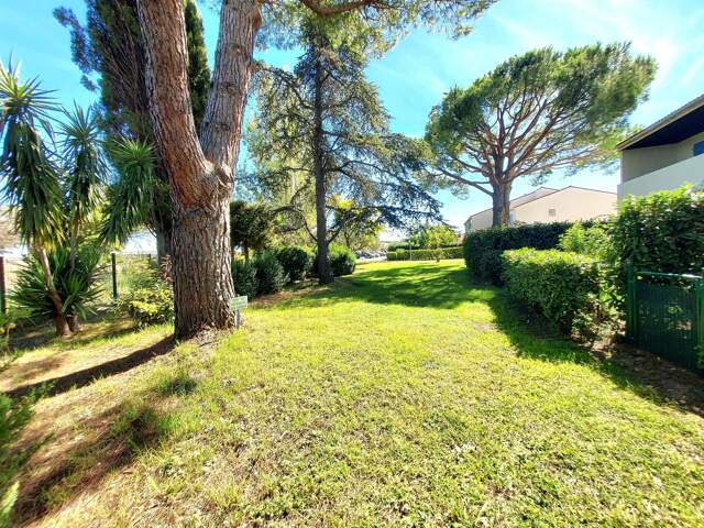 Les Jardins du Golf, Studio avec véranda et jardinet plus 2 places de parkings — photo du bien