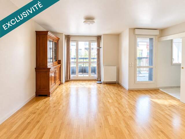 LA PLAINE - APPARTEMENT AVEC BALCON ET PARKING — photo du bien