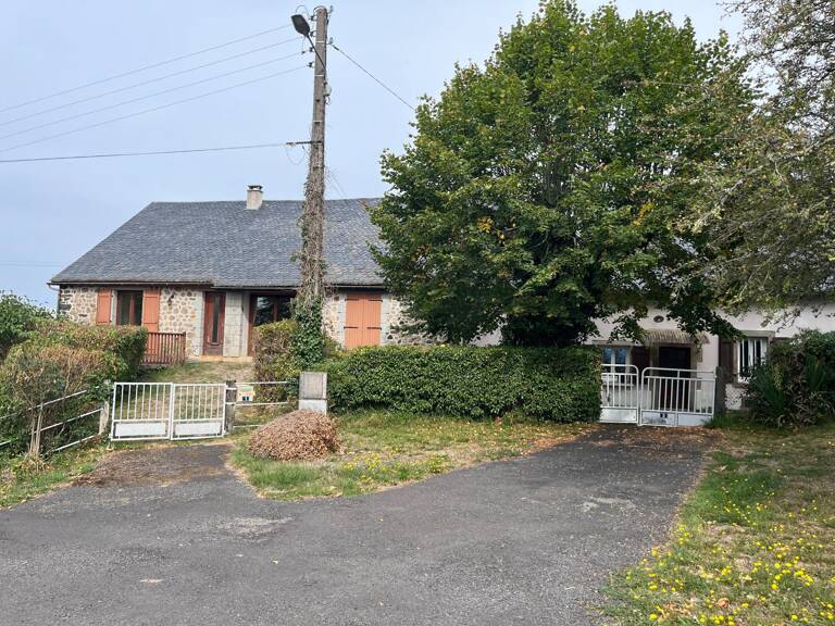 Maisons - 180m² - 9 pièces — photo 1