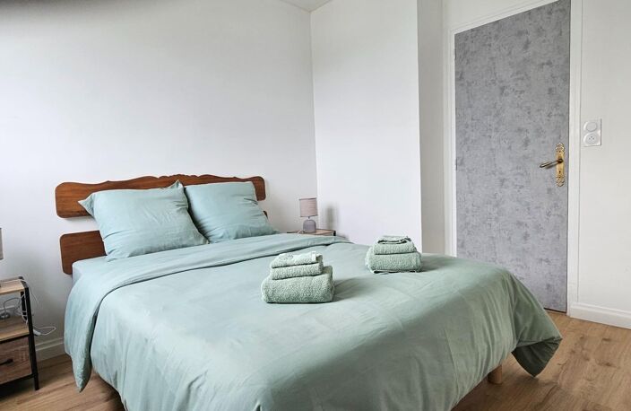 Maison meublée sur sous-sol - 5 pièces - 3 chambres — photo 2