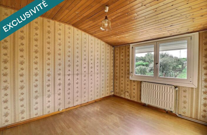 Maison semi-individuelle en village de campagne, 5 chambres possibles, garage, parcelle de 997 m2, au calme ! — photo 4