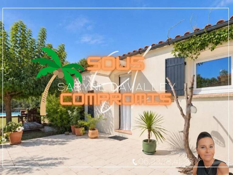 Le charme d'une villa de plain-pied avec piscine, au cœur d'un jardin arboré. — photo 1