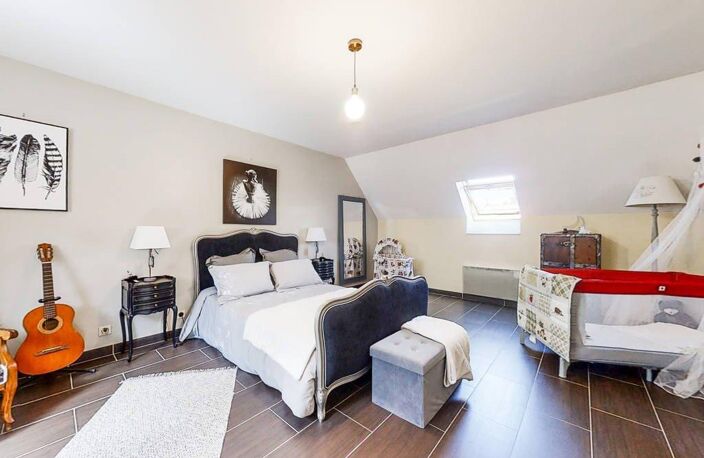 Vente maison 6 pièces 250 m² Servais (02700) — photo 4