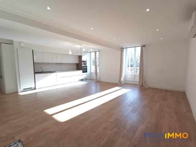 T3 HYPER CENTRE VOIRON — photo du bien