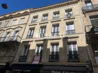 BORDEAUX GRANDS HOMMES - APPARTEMENT EN COURDS DE RENOVATIN AVEC ASCENSEUR - POSSIBILITE DE DUPLEX — photo 3