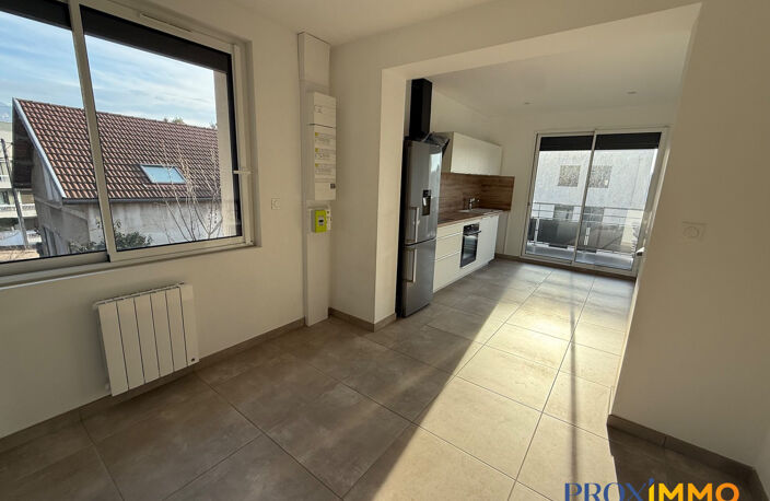 Très bel appartement, T3 Duplex avec petite terrasse au centre- — photo 3
