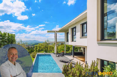 Villa contemporaine d'exception avec piscine dans un cadre idyll — photo du bien