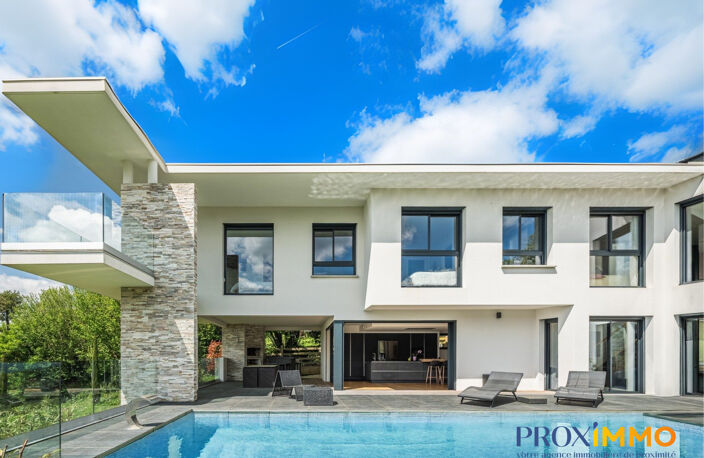 Villa contemporaine d'exception avec piscine dans un cadre idyll — photo 2