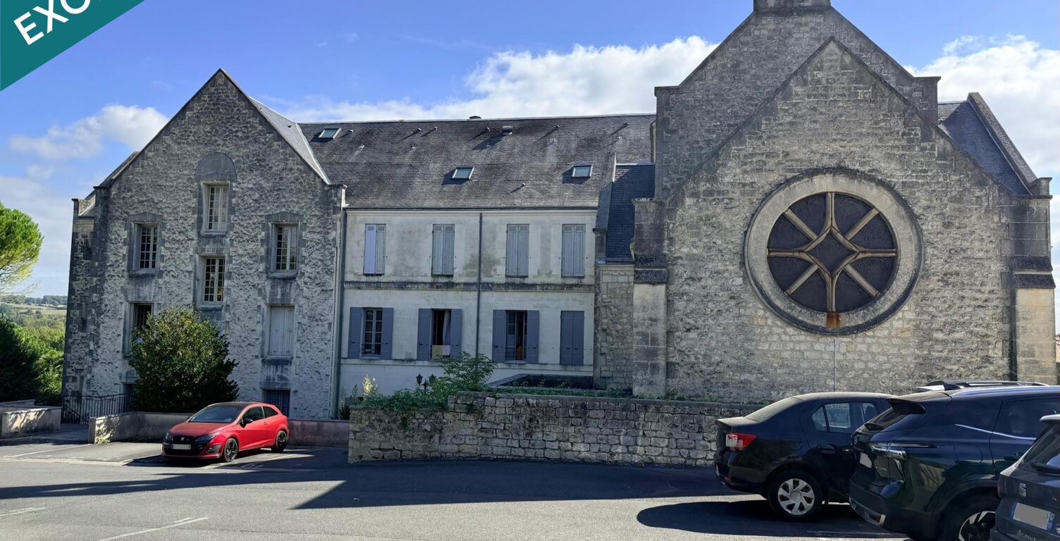 Très bel appartement T4 à Saintes. — photo 1