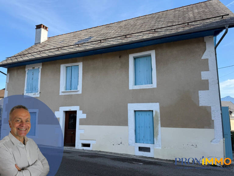 Maison à fort potentiel à rénover au coeur de Miribel-les-Éc — photo 1