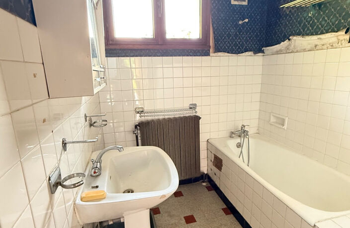 EXCLUSIVITÉ  COUBLEVIE Maison des années 1960 à rénover e — photo 5